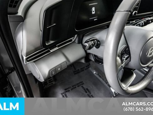 Used 2025 Hyundai Elantra Sport image 31