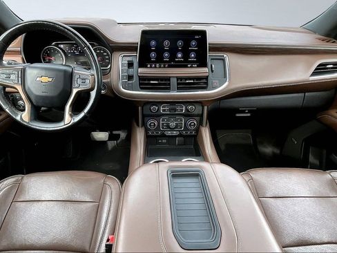 Used 2021 Chevrolet Suburban High Country AWD/4WD image 15