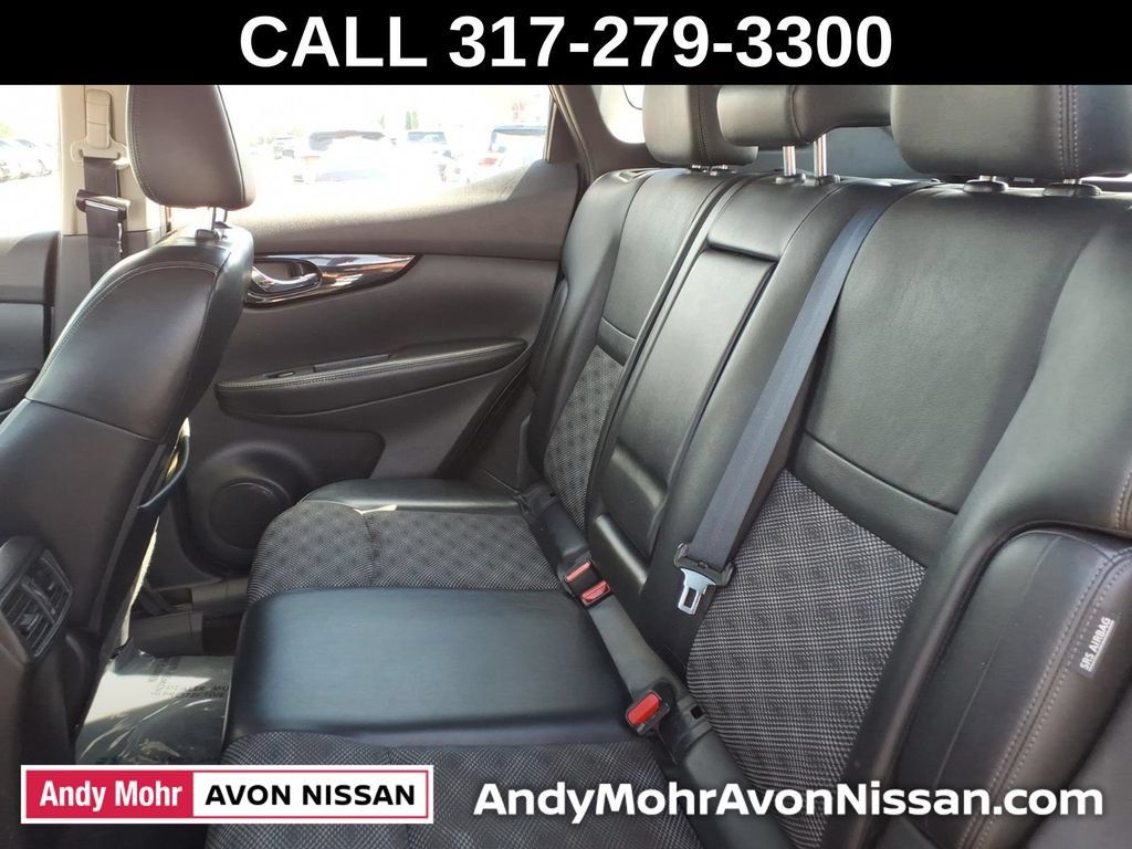 Used 2022 Nissan Rogue Sport SV w/ Technology Package AWD/4WD image 37
