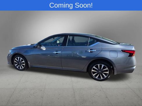 Used 2019 Nissan Altima 2.5 Platinum AWD/4WD image 3