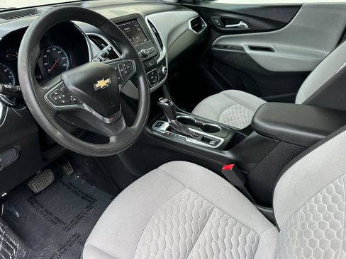Certified 2020 Chevrolet Equinox LS AWD/4WD image 10