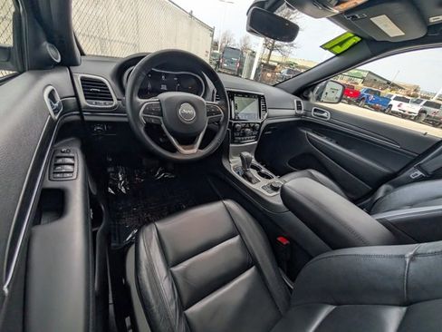 Used 2021 Jeep Grand Cherokee Limited image 7