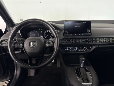 Used 2024 Honda HR-V Sport image 3