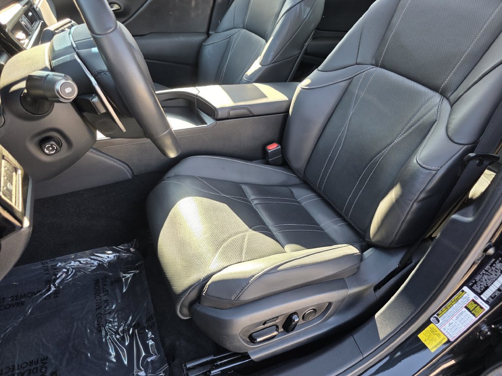 Certified 2023 Lexus ES 300h w/ Accessory Package (Z2) FWD image 18