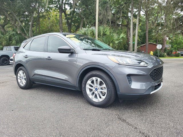 Used 2022 Ford Escape SE w/ Convenience Package FWD image 1