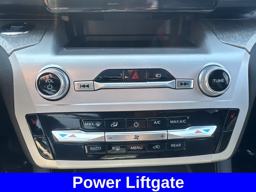 Used 2022 Ford Explorer Timberline w/ Timberline Technology Package AWD/4WD image 38