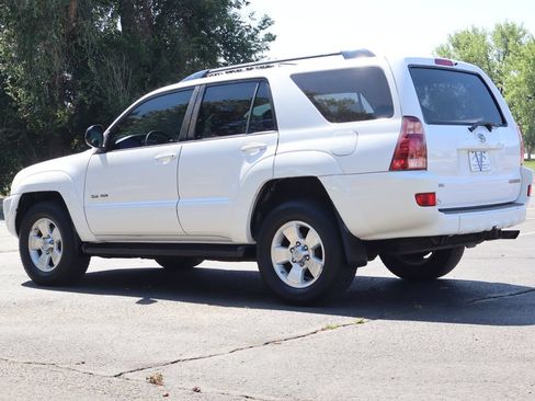 Used 2005 Toyota 4Runner Sport AWD/4WD image 7