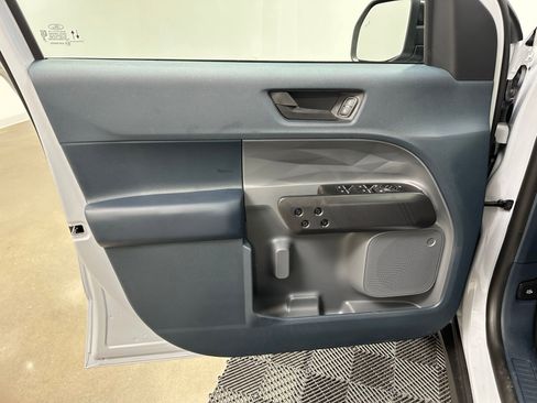 New 2025 Ford Maverick XLT w/ XLT Luxury Package image 13