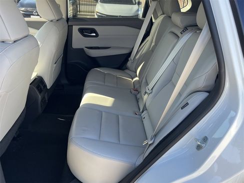 Certified 2023 Nissan Rogue SL w/ SL Premium Package image 13