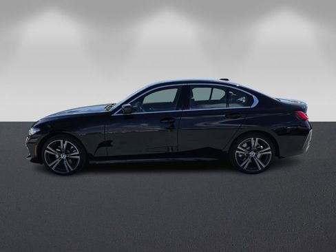 Certified 2024 BMW 330i Sedan w/ Convenience Package image 7