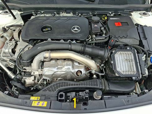 Certified 2025 Mercedes-Benz CLA 250 4MATIC image 29