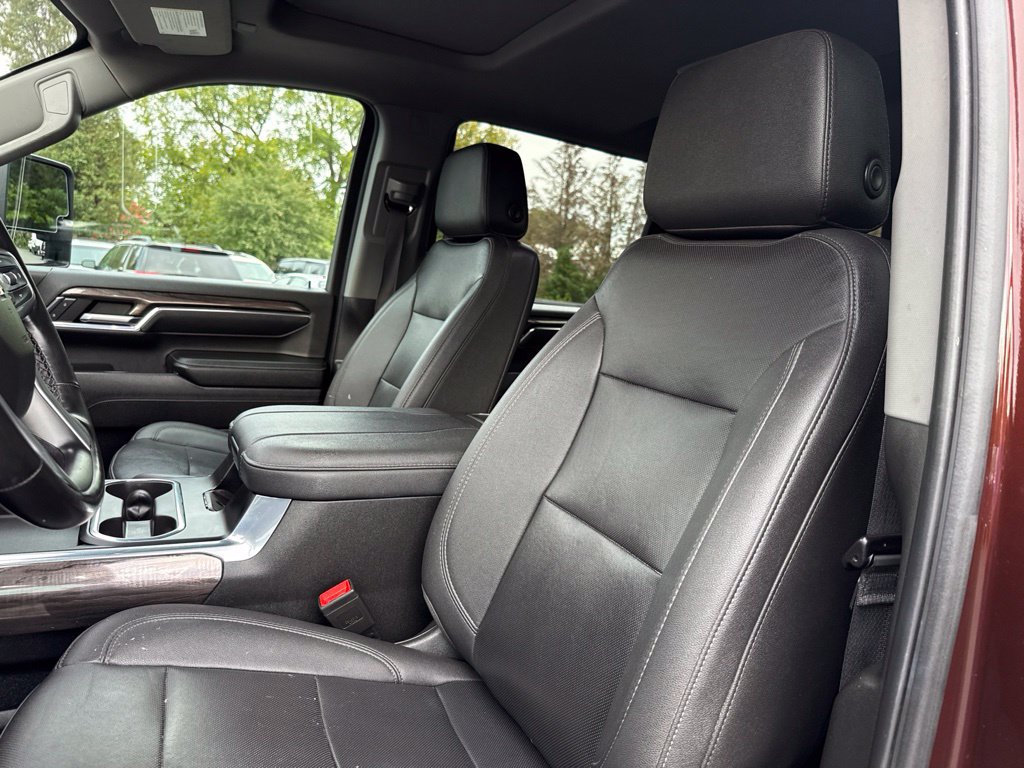Used 2024 Chevrolet Silverado 3500 LTZ w/ LTZ Plus Package AWD/4WD image 23