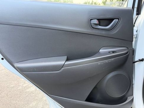 Used 2019 Hyundai Kona SEL FWD image 19