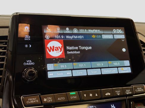 Used 2018 Honda Odyssey EX-L image 21