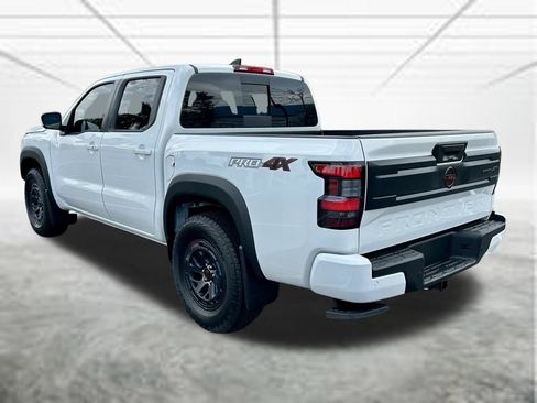 New 2026 Nissan Frontier PRO-4X w/ Tow Package AWD/4WD image 8