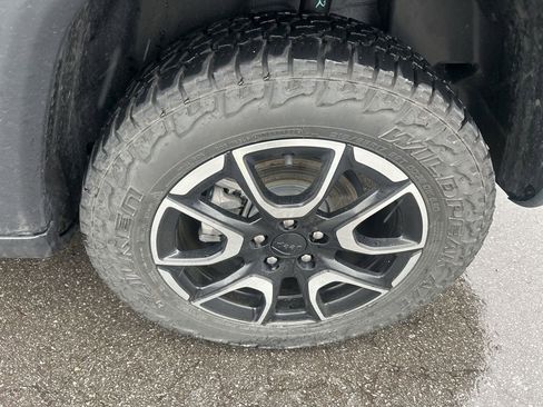 Used 2024 Jeep Compass Trailhawk AWD/4WD image 10