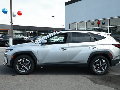 Used 2026 Hyundai Tucson SEL FWD image 9