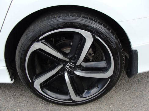 Used 2019 Honda Accord Sport image 34