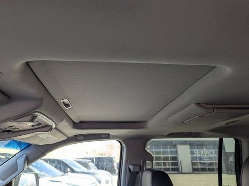 Used 2018 Cadillac Escalade ESV Premium Luxury image 26