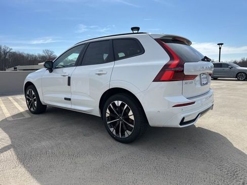 New 2026 Volvo XC60 B5 Plus w/ Climate Package image 5