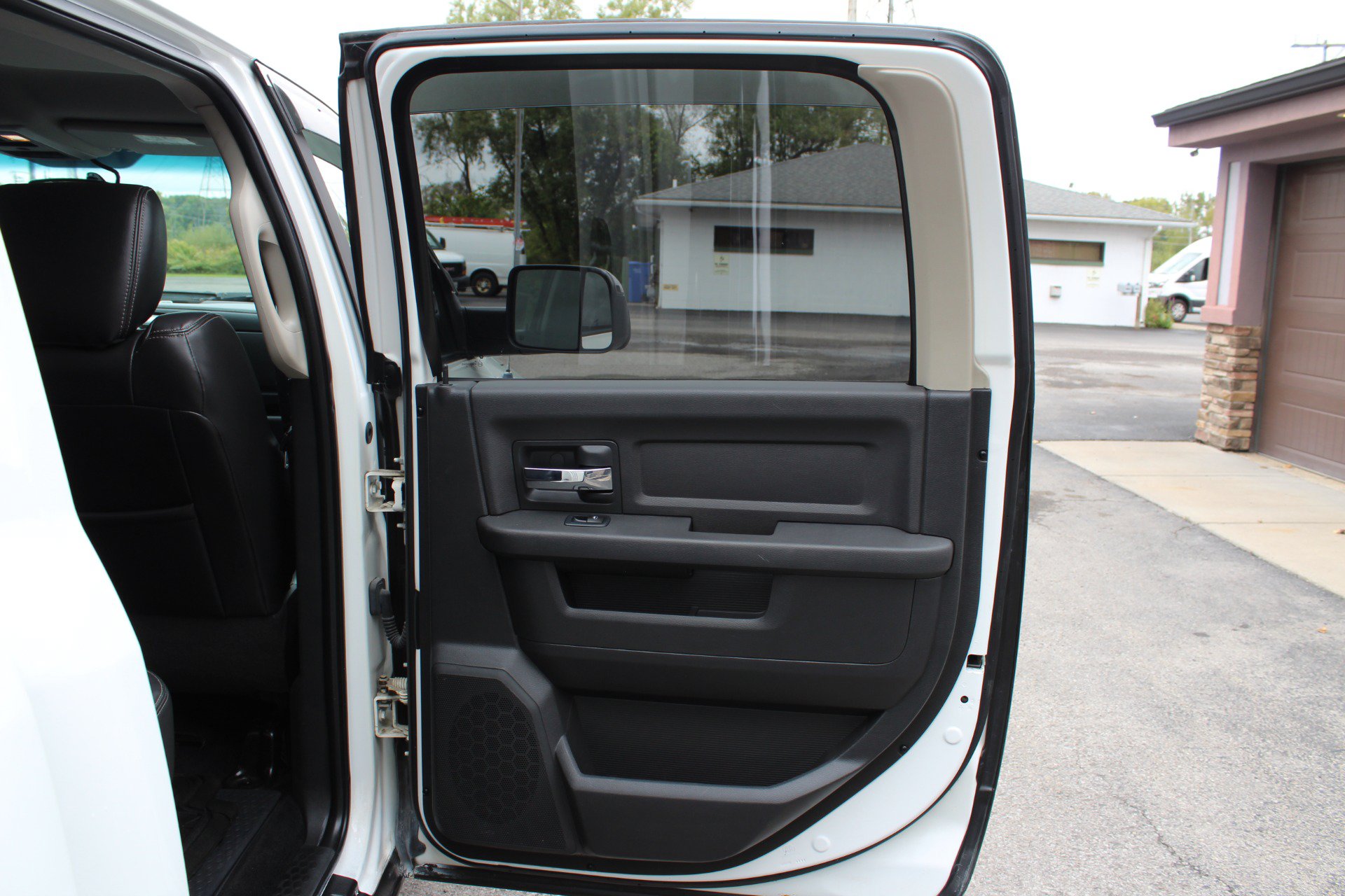 Used 2011 RAM 1500 Sport w/ Sport Premium Group AWD/4WD image 37