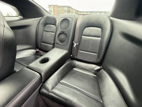 Used 2015 Nissan GT-R Black Edition image 17