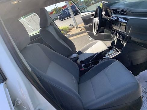 Used 2015 Toyota Corolla L FWD image 14