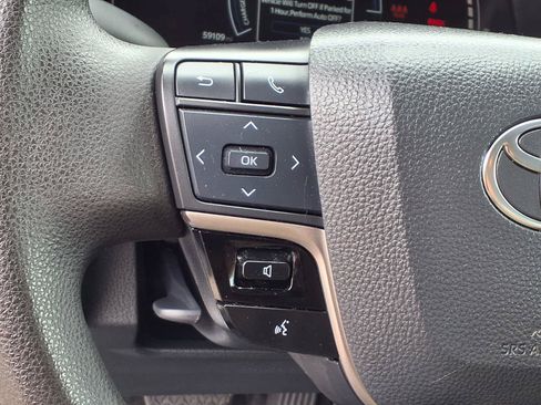 Used 2025 Toyota Camry LE FWD image 20