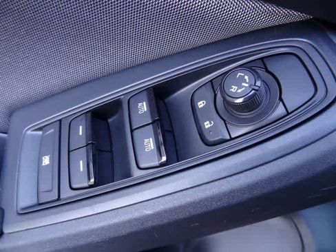 Used 2023 Subaru Impreza 2.0i Sport image 13