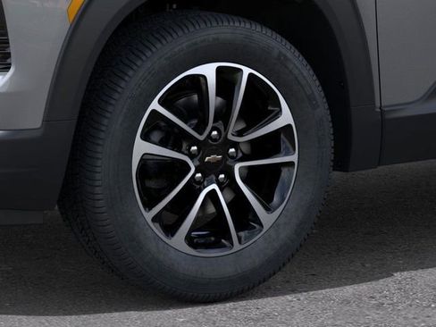 New 2026 Chevrolet TrailBlazer LT w/ LT Cold Weather Package FWD image 35