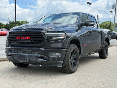 Used 2022 RAM 1500 Limited AWD/4WD image 2