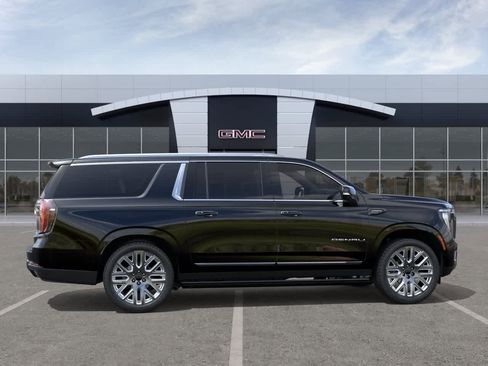 New 2026 GMC Yukon XL Denali Ultimate AWD/4WD image 5