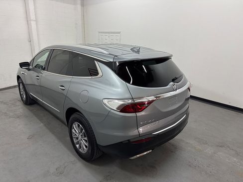 Used 2024 Buick Enclave Premium image 13