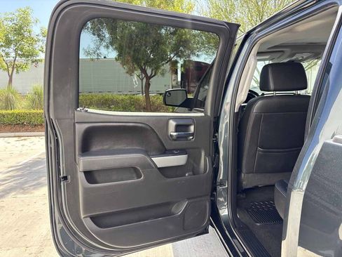 Used 2017 Chevrolet Silverado 1500 LTZ Z71 w/ LTZ Plus Package AWD/4WD image 11