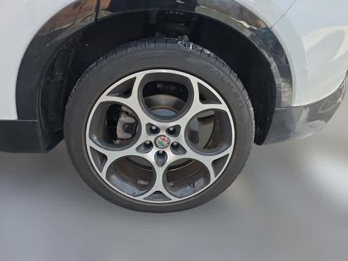 Used 2024 Alfa Romeo Tonale Ti image 11