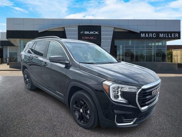Used 2023 GMC Terrain SLE w/ Driver Convenience Package FWD image 1
