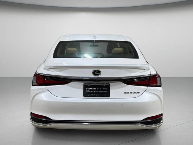 Used 2023 Lexus ES 300h w/ Accessory Package (Z1) FWD image 4