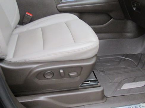 Certified 2025 Chevrolet Tahoe LT image 15