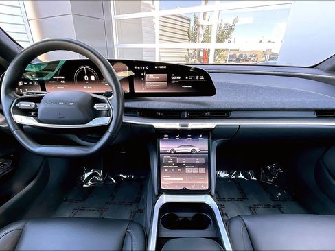 Used 2024 Lucid Air Touring AWD/4WD image 15