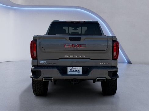 Used 2021 GMC Sierra 1500 AT4 w/ AT4 Premium Package AWD/4WD image 4