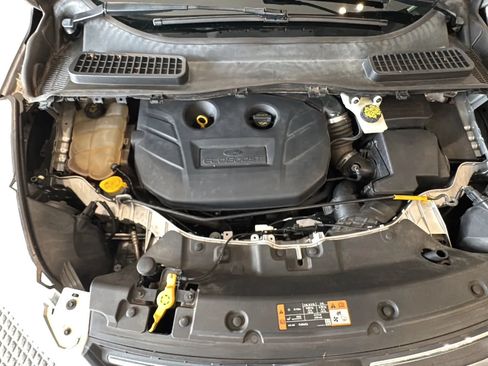 Used 2015 Ford Escape SE FWD image 34