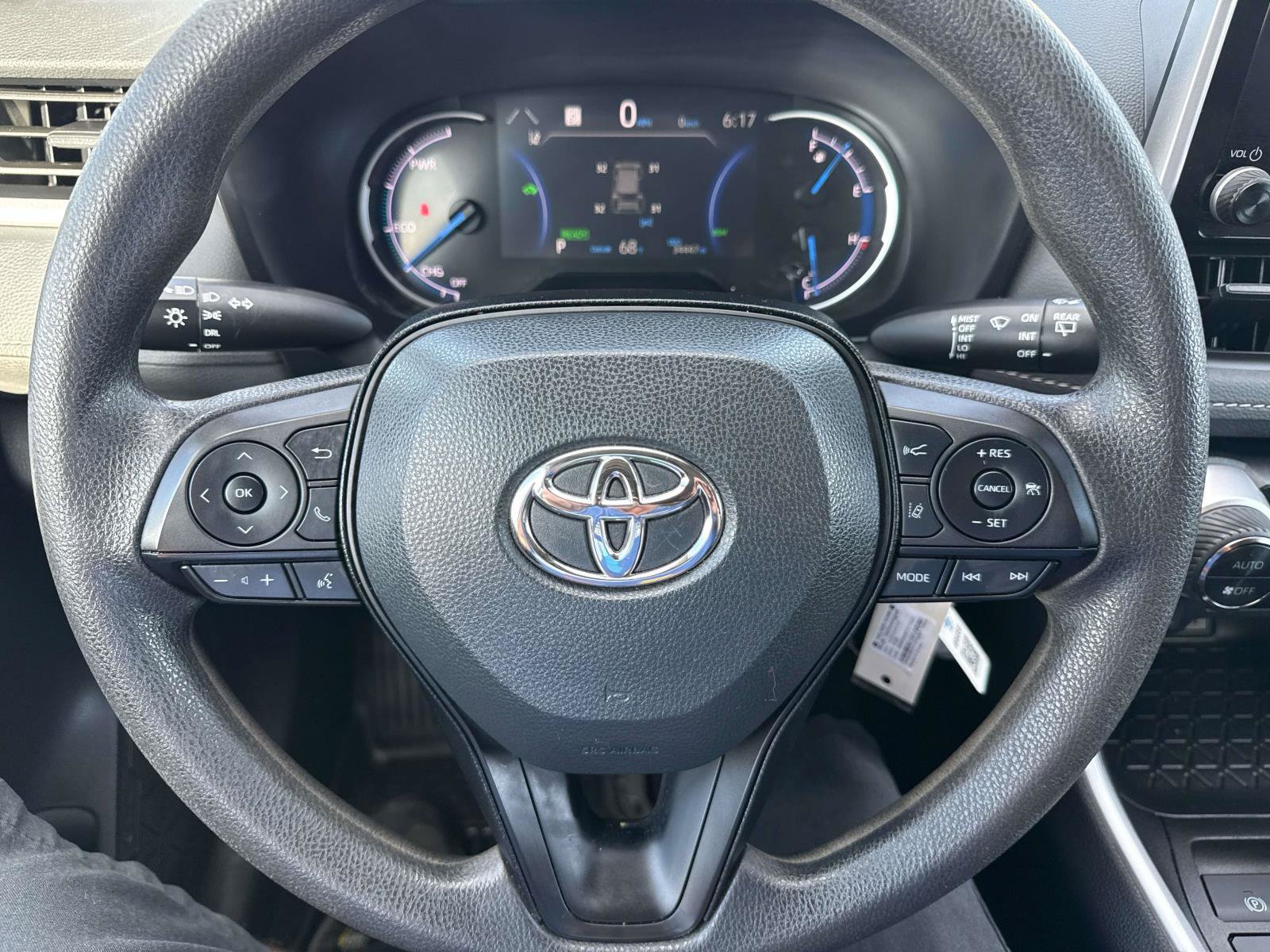Used 2024 Toyota RAV4 LE AWD/4WD image 26