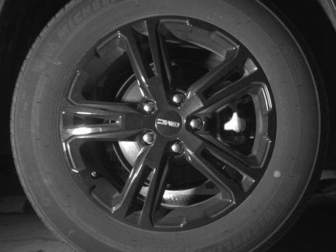 Used 2024 GMC Terrain SLE FWD image 12