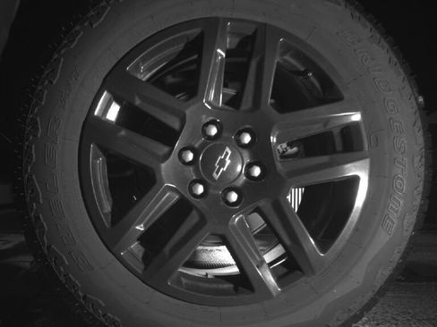 Used 2024 Chevrolet Colorado Trail Boss image 13