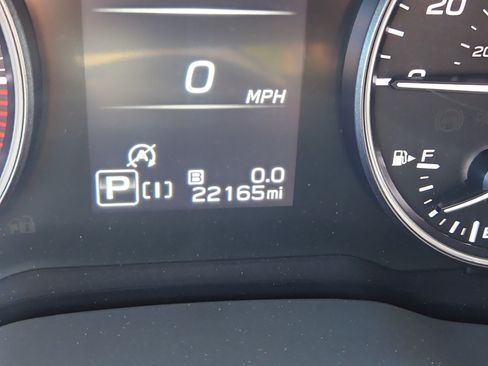 Used 2024 Subaru Crosstrek 2.5i Limited AWD/4WD image 6
