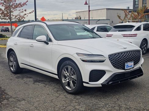 Certified 2025 Genesis GV70 3.5T Sport image 3