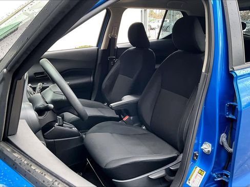 Certified 2024 Nissan Kicks S image 8