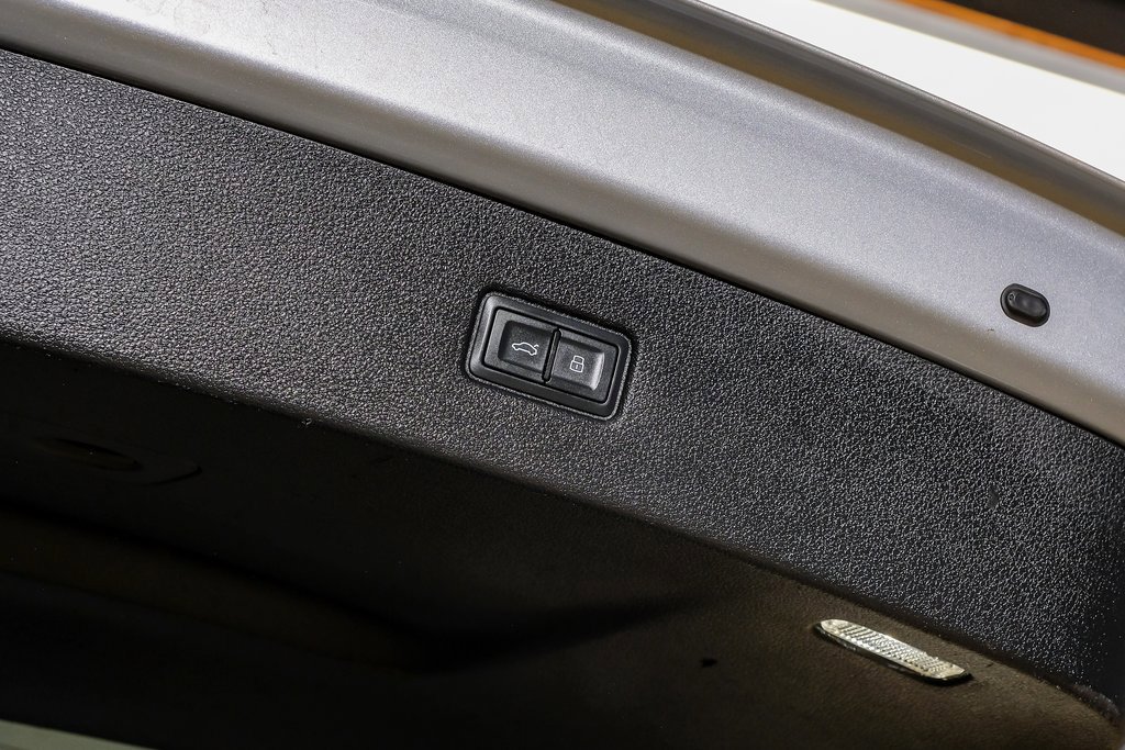 Used 2018 Audi Q7 2.0T Premium Plus AWD/4WD image 64