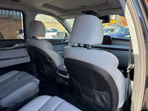 Used 2023 Hyundai Palisade SEL w/ Premium Package image 25