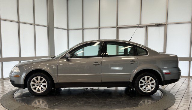 Used 2003 Volkswagen Passat GLS FWD image 4